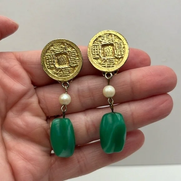 Vintage Kenneth Lane gold tone medallion faux pearl & jade dangly clip earrings